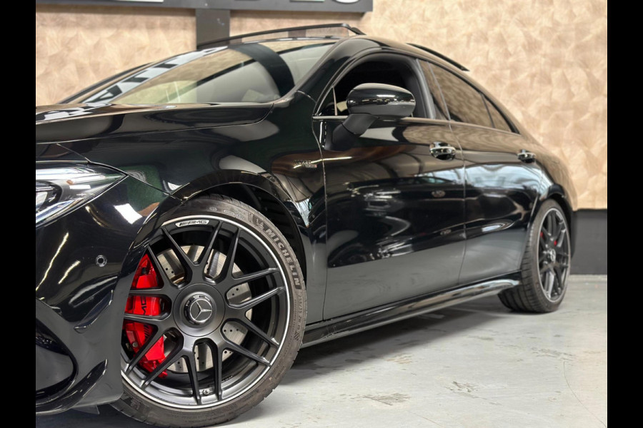 Mercedes-Benz CLA-Klasse AMG 45 S 4MATIC+ | Stoelverkoeling | pano | burmester | kuipstoelen | keyless