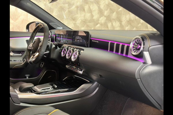 Mercedes-Benz CLA-Klasse AMG 45 S 4MATIC+ | Stoelverkoeling | pano | burmester | kuipstoelen | keyless