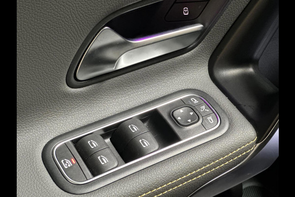 Mercedes-Benz CLA-Klasse AMG 45 S 4MATIC+ | Stoelverkoeling | pano | burmester | kuipstoelen | keyless