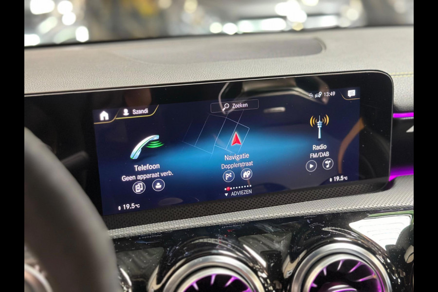 Mercedes-Benz CLA-Klasse AMG 45 S 4MATIC+ | Stoelverkoeling | pano | burmester | kuipstoelen | keyless