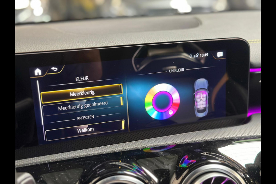 Mercedes-Benz CLA-Klasse AMG 45 S 4MATIC+ | Stoelverkoeling | pano | burmester | kuipstoelen | keyless