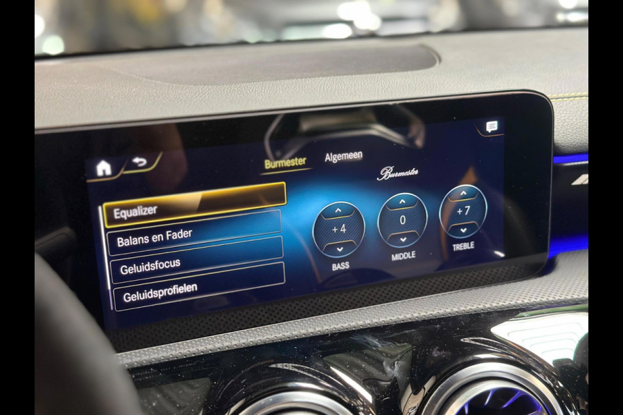 Mercedes-Benz CLA-Klasse AMG 45 S 4MATIC+ | Stoelverkoeling | pano | burmester | kuipstoelen | keyless