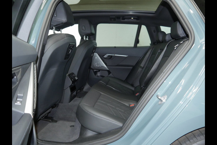 BMW i5 Touring eDrive40 M-Sport - Onderstel Prof - Pano - Trekhaak - Bowers & Wilkins