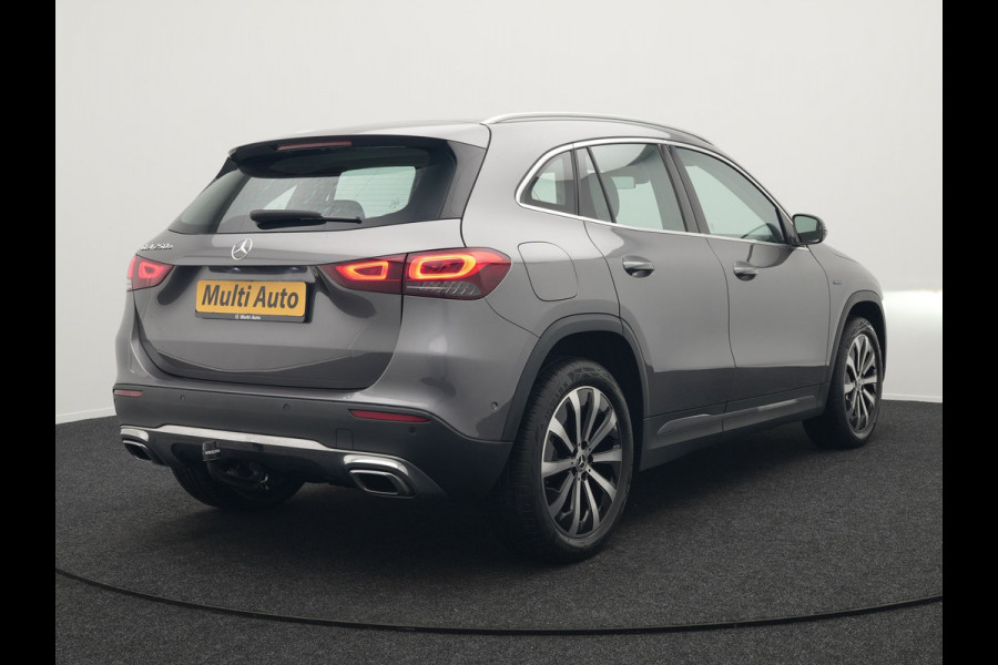 Mercedes-Benz GLA 250 e Style Plug In Hybrid 218pk Dealer O.H PHEV | Trekhaak Afn. | Widescreen Navi | Sportstoelen Memory | Apple Carplay | BLIS | Camera | 19"L.M |