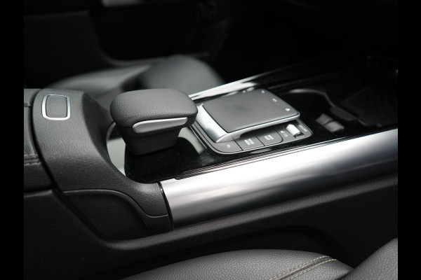 Mercedes-Benz GLA 250 e Style Plug In Hybrid 218pk Dealer O.H PHEV | Trekhaak Afn. | Widescreen Navi | Sportstoelen Memory | Apple Carplay | BLIS | Camera | 19"L.M |