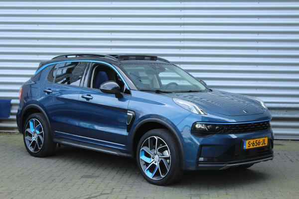Lynk & Co 01 1.5 PHEV 262pk 360 Camera NL-Auto NAP BTW Clima Cruise Navi Panoramadak 20"LMV El. Klep