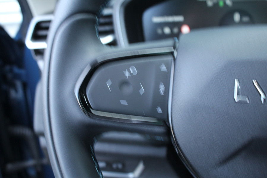 Lynk & Co 01 1.5 PHEV 262pk 360 Camera NL-Auto NAP BTW Clima Cruise Navi Panoramadak 20"LMV El. Klep