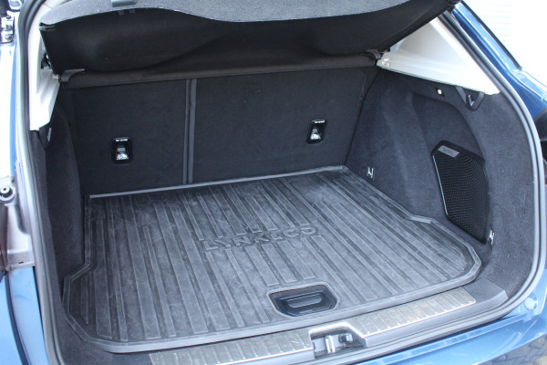 Lynk & Co 01 1.5 PHEV 262pk 360 Camera NL-Auto NAP BTW Clima Cruise Navi Panoramadak 20"LMV El. Klep