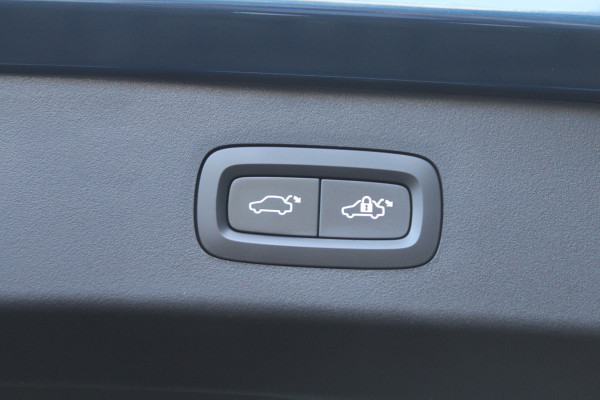 Lynk & Co 01 1.5 PHEV 262pk 360 Camera NL-Auto NAP BTW Clima Cruise Navi Panoramadak 20"LMV El. Klep