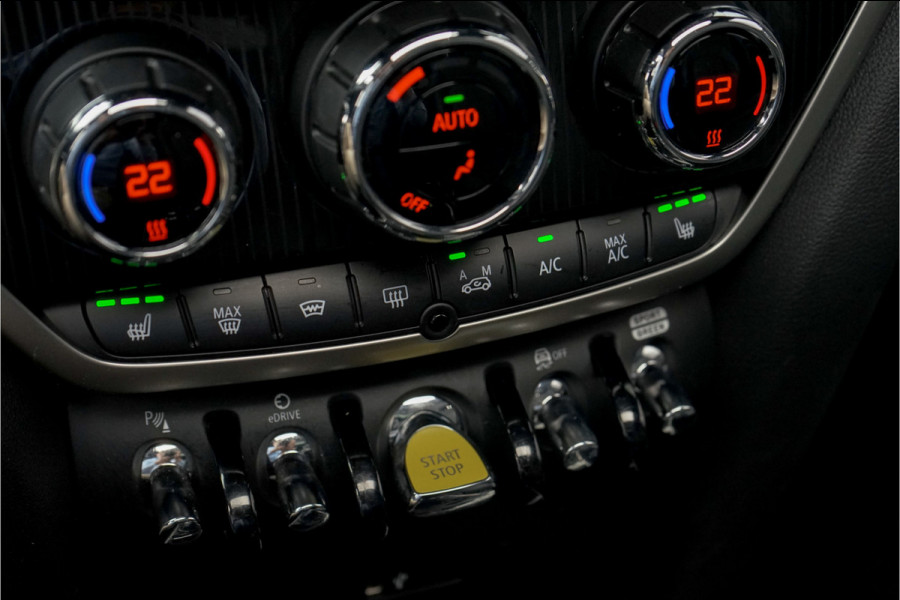 MINI Countryman Cooper S E ALL4 Classic Pano ACC H/K Yours Leder Memory Seats