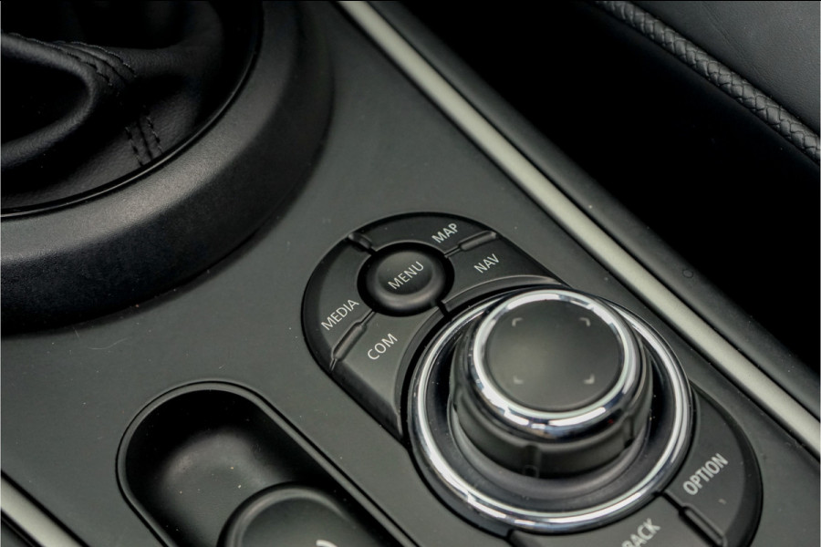 MINI Countryman Cooper S E ALL4 Classic Pano ACC H/K Yours Leder Memory Seats