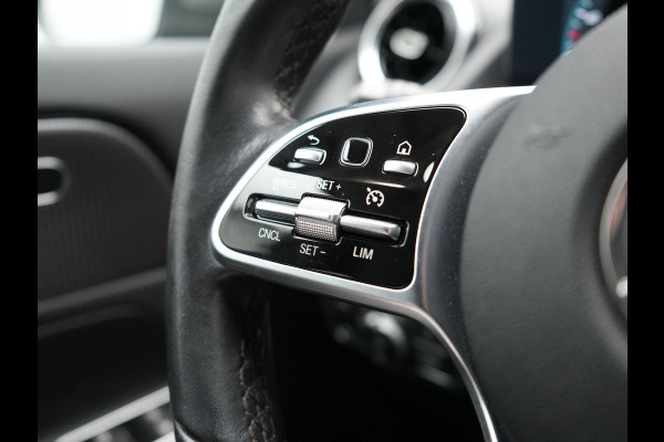 Mercedes-Benz GLA 250 e Style Plug In Hybrid 218pk Dealer O.H PHEV | Trekhaak Afn. | Widescreen Navi | Sportstoelen Memory | Apple Carplay | BLIS | Camera | 19"L.M |