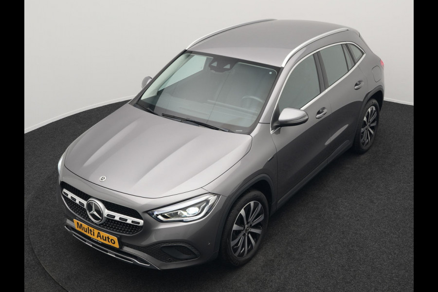 Mercedes-Benz GLA 250 e Style Plug In Hybrid 218pk Dealer O.H PHEV | Trekhaak Afn. | Widescreen Navi | Sportstoelen Memory | Apple Carplay | BLIS | Camera | 19"L.M |
