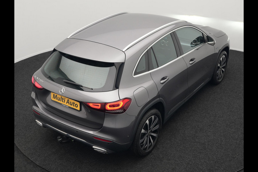 Mercedes-Benz GLA 250 e Style Plug In Hybrid 218pk Dealer O.H PHEV | Trekhaak Afn. | Widescreen Navi | Sportstoelen Memory | Apple Carplay | BLIS | Camera | 19"L.M |