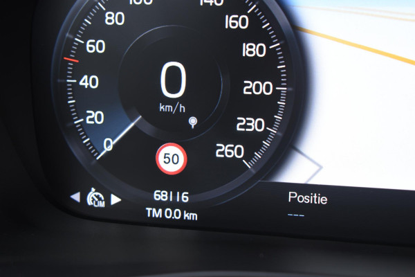 Volvo XC40 T2 129PK Automaat R-Design / Navigatie / Parkeersensoren / Adaptieve Cruise control / R-Design leder-Nubuck bekl. / Dodehoeksensor / Extra getint glas / All season banden