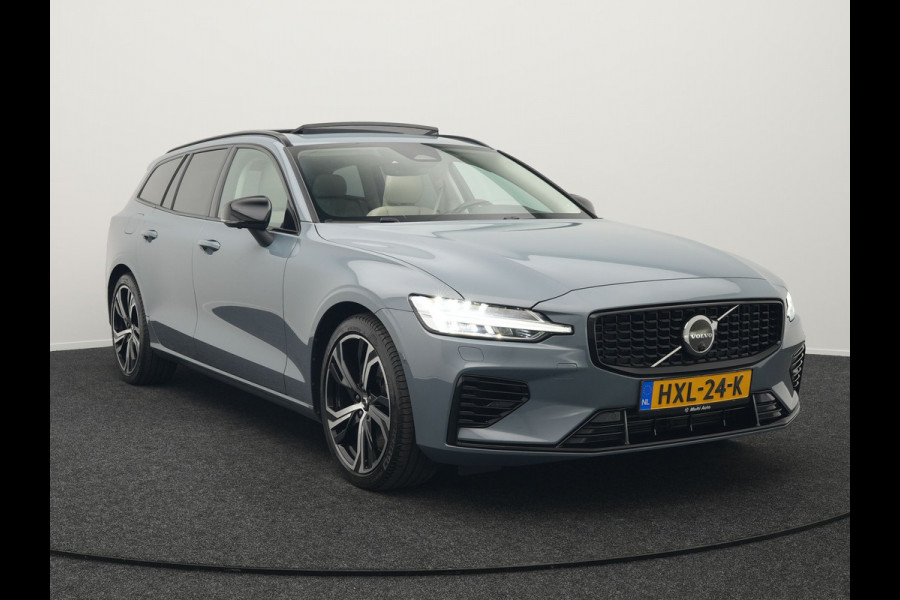 Volvo V60 T8 AWD Plus Dark Plug In Hybrid Thunder Grey 390pk Dealer O.H. Long Range PHEV | Panodak | Lederen Sportstoelen Memory | Pilot Assist | Google Assistant | Adaptive Cruise | Harman Kardon | Camera | Apple Carplay | Stoel & Stuurverwarming |