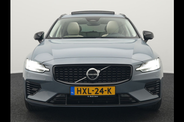 Volvo V60 T8 AWD Plus Dark Plug In Hybrid Thunder Grey 390pk Dealer O.H. Long Range PHEV | Panodak | Lederen Sportstoelen Memory | Pilot Assist | Google Assistant | Adaptive Cruise | Harman Kardon | Camera | Apple Carplay | Stoel & Stuurverwarming |