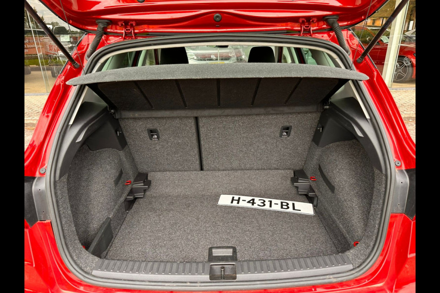 Seat Arona 1.0 TSI Style Business Intense | Trekhaak | Adaptive CC | Climate | ocassion