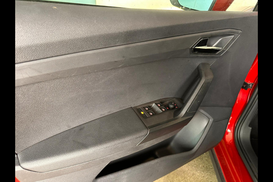 Seat Arona 1.0 TSI Style Business Intense | Trekhaak | Adaptive CC | Climate | ocassion