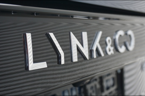 Lynk & Co 01 MY22 262 PK | 360° CAMERA | 1.800 KG TREKGEWICHT