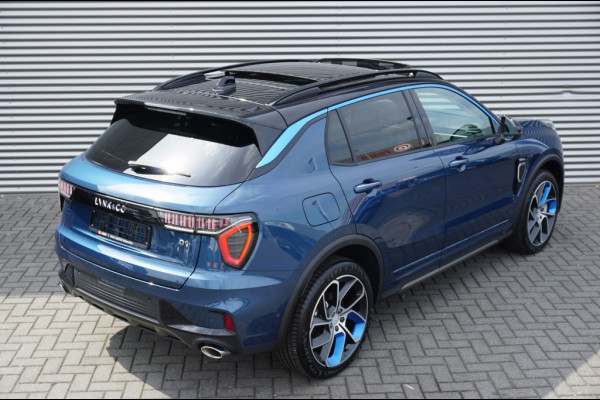 Lynk & Co 01 MY22 262 PK | 360° CAMERA | 1.800 KG TREKGEWICHT