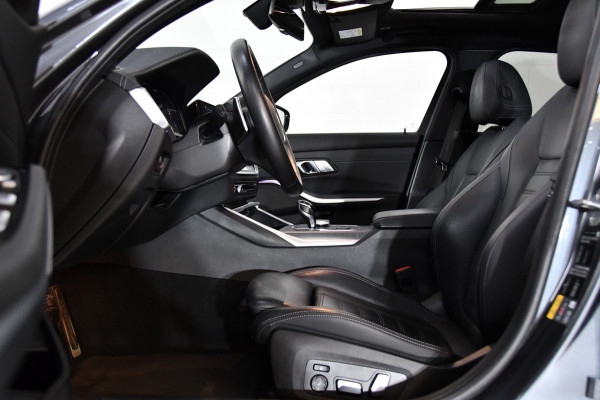 BMW 3-serie 330e High Executive, Schuifkanteldak, M-pakket, Head up, Apple carplay