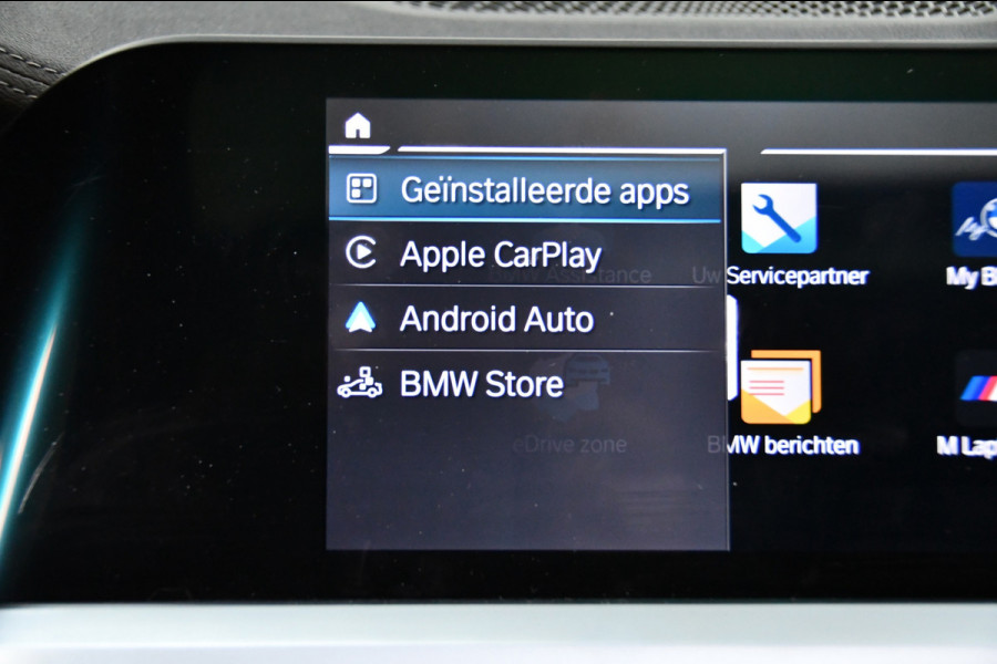 BMW 3-serie 330e High Executive, Schuifkanteldak, M-pakket, Head up, Apple carplay