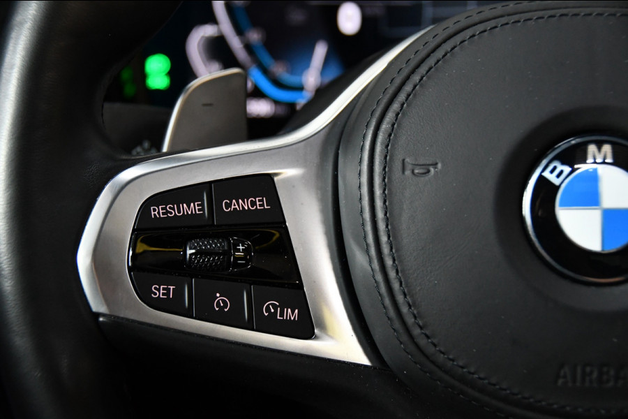 BMW 3-serie 330e High Executive, Schuifkanteldak, M-pakket, Head up, Apple carplay