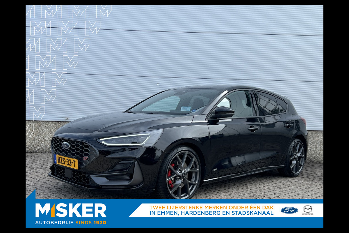 Ford Focus 2.3 EcoBoost ST-X AUTOMAAT! DRIVERPACK! WINTERPACK! B&O! Ford Focus 2.3 EcoBoost ST-X AUTOMAAT! DRIVERPACK! WINTERPACK! B&O!