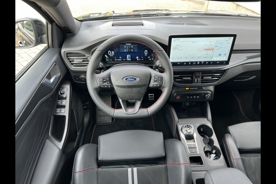 Ford Focus 2.3 EcoBoost ST-X AUTOMAAT! DRIVERPACK! WINTERPACK! B&O!