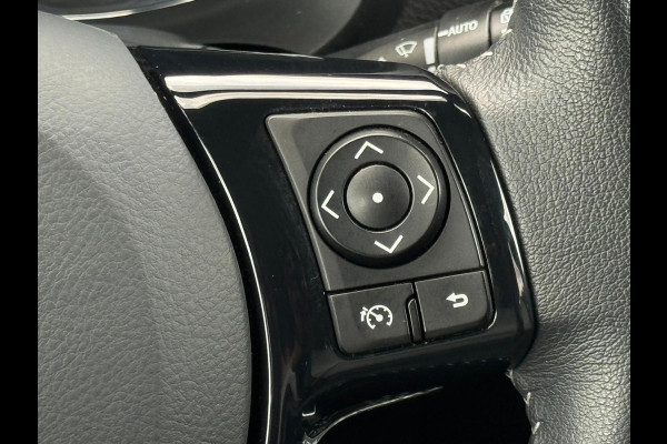 Toyota Yaris 1.5 VVT-i Executive, 112 pk, trekhaak, 5 deurs, navigatie, climaat control, cruisecontrol