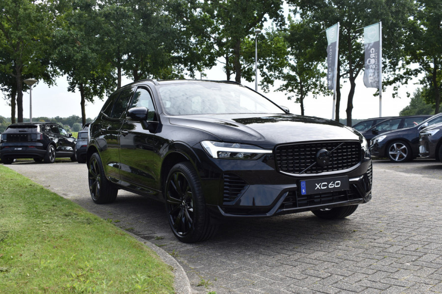 Volvo XC60 T6 350PK Plug-in hybrid AWD Plus Black Edition | 4000.- voorraadkorting| Panodak | H&K | 360 Camera | 21"LMV | ACC