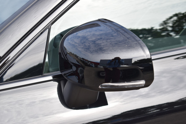 Volvo XC60 T6 350PK Plug-in hybrid AWD Plus Black Edition | 4000.- voorraadkorting| Panodak | H&K | 360 Camera | 21"LMV | ACC
