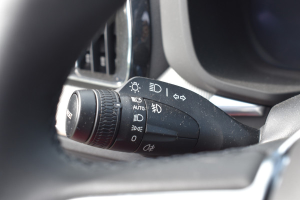 Volvo XC60 T6 350PK Plug-in hybrid AWD Plus Black Edition | 4000.- voorraadkorting| Panodak | H&K | 360 Camera | 21"LMV | ACC