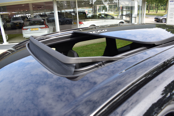 Volvo XC60 T6 350PK Plug-in hybrid AWD Plus Black Edition | 4000.- voorraadkorting| Panodak | H&K | 360 Camera | 21"LMV | ACC