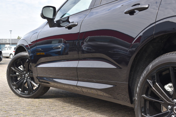 Volvo XC60 T6 350PK Plug-in hybrid AWD Plus Black Edition | 4000.- voorraadkorting| Panodak | H&K | 360 Camera | 21"LMV | ACC