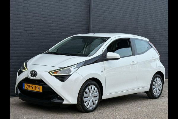 Toyota Aygo 1.0 VVT-i x-play limited| NAVI | PDC | AIRCO | CAMERA | CARPLAY | NWE APK