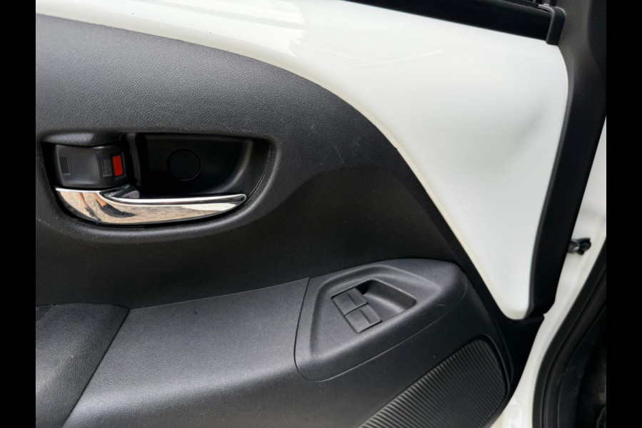 Toyota Aygo 1.0 VVT-i x-play limited| NAVI | PDC | AIRCO | CAMERA | CARPLAY | NWE APK