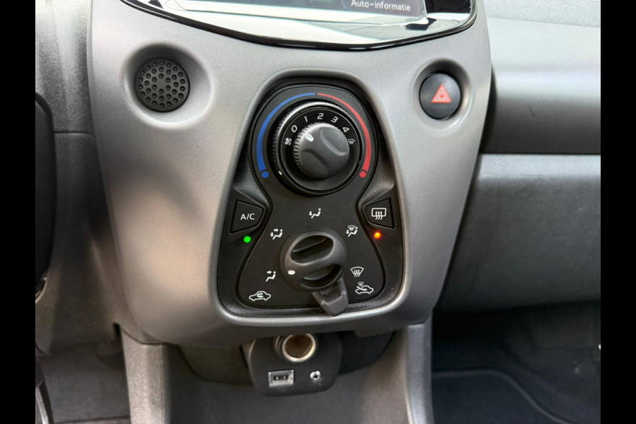 Toyota Aygo 1.0 VVT-i x-play limited| NAVI | PDC | AIRCO | CAMERA | CARPLAY | NWE APK