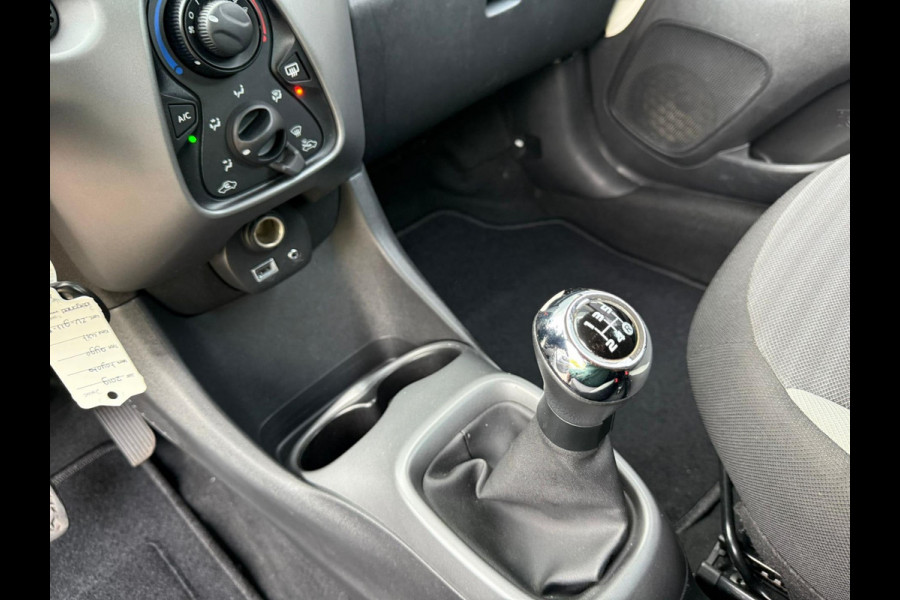 Toyota Aygo 1.0 VVT-i x-play limited| NAVI | PDC | AIRCO | CAMERA | CARPLAY | NWE APK