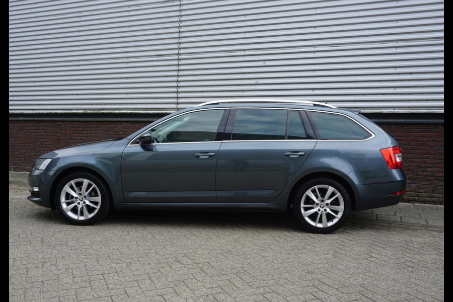 Škoda Octavia Combi 1.5 TSI 150PK/Trekhaak/17Inch/Leer-stof/ Business Edition.