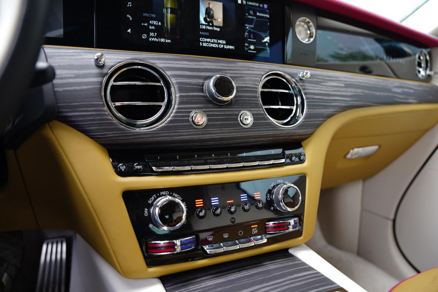 Rolls-Royce Spectre AWD