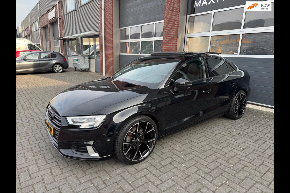 Audi A3 Limousine 1.4 TFSI ACC Pano Virtual Carplay Camera