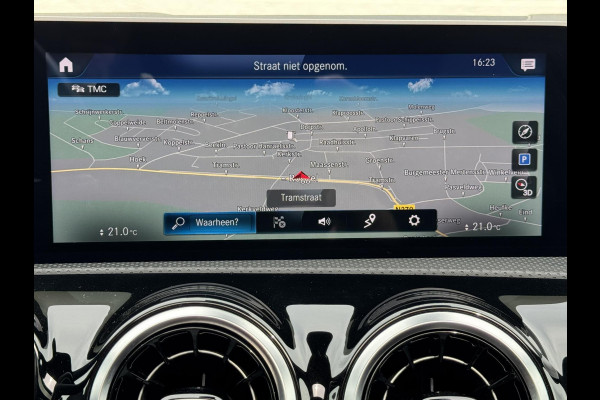Mercedes-Benz CLA-Klasse Shooting Brake 180 Business Solution AMG Automaat Cruise control Climate control Pano Parkeersensoren