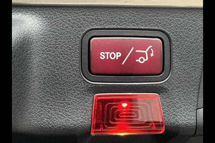 Mercedes-Benz CLA-Klasse Shooting Brake 180 Business Solution AMG Automaat Cruise control Climate control Pano Parkeersensoren