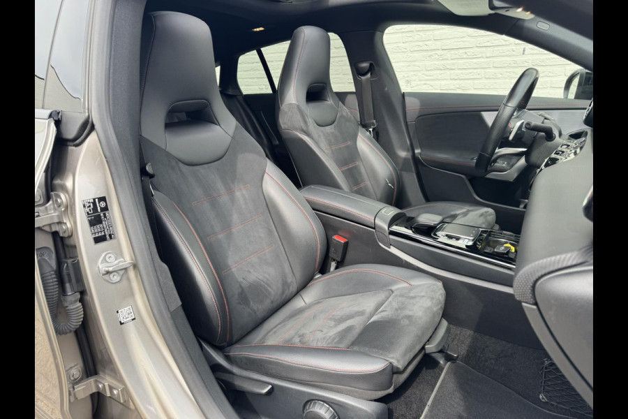 Mercedes-Benz CLA-Klasse Shooting Brake 180 Business Solution AMG Automaat Cruise control Climate control Pano Parkeersensoren