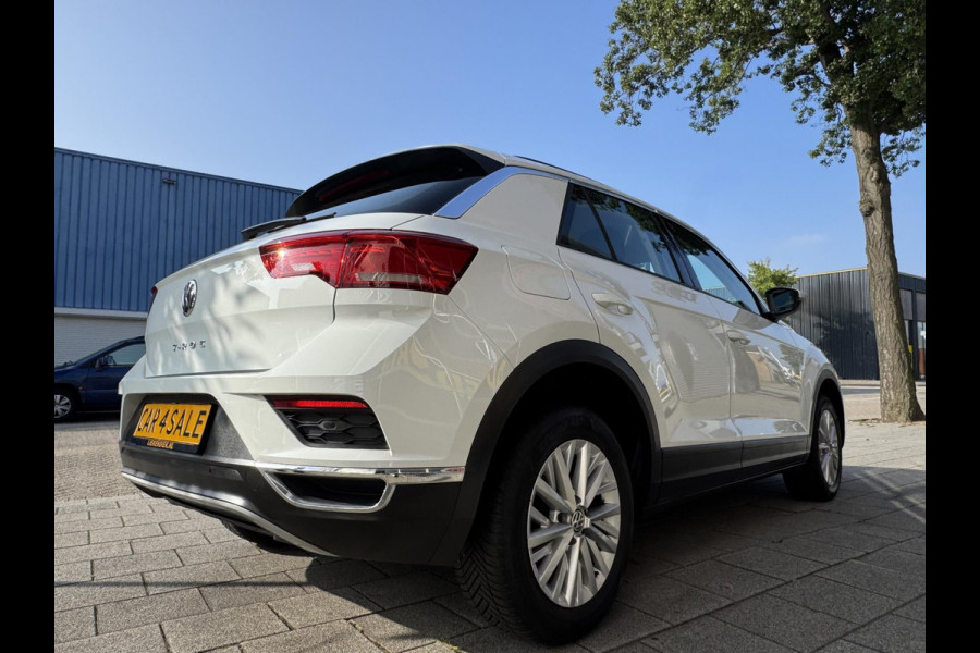 Volkswagen T-Roc 1.0 TSI Style - Airco I LED I PDC I Comfort pakket I Sport velgen I Dealer onderhouden