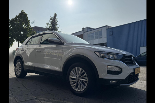 Volkswagen T-Roc 1.0 TSI Style - Airco I LED I PDC I Comfort pakket I Sport velgen I Dealer onderhouden