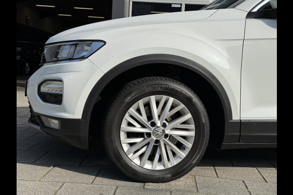Volkswagen T-Roc 1.0 TSI Style - Airco I LED I PDC I Comfort pakket I Sport velgen I Dealer onderhouden