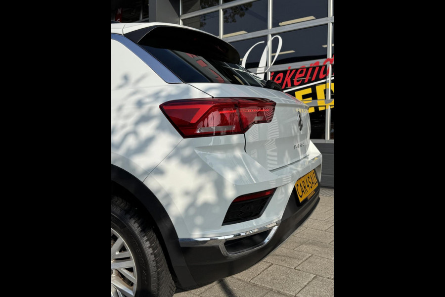 Volkswagen T-Roc 1.0 TSI Style - Airco I LED I PDC I Comfort pakket I Sport velgen I Dealer onderhouden